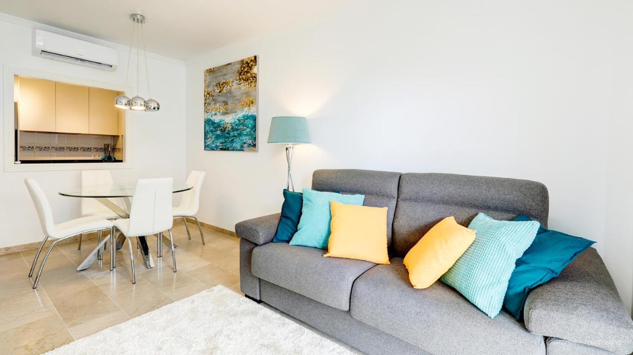 Cozy Apartment Overlooking Estepona'S Marina! 外观 照片