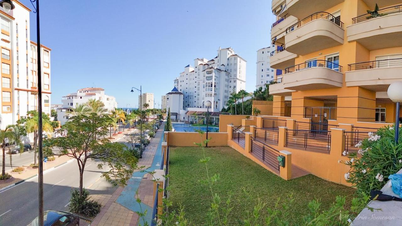 Cozy Apartment Overlooking Estepona'S Marina! 外观 照片