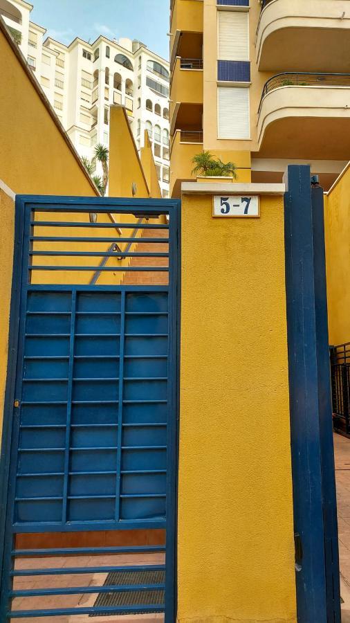Cozy Apartment Overlooking Estepona'S Marina! 外观 照片